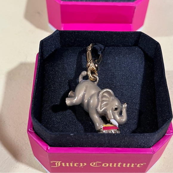 ✨Vintage Juicy Charm Elephant - Picture 5 of 8